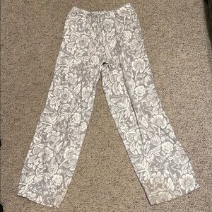 Garnet Hill Floral Lounge Pants - Gray and White
